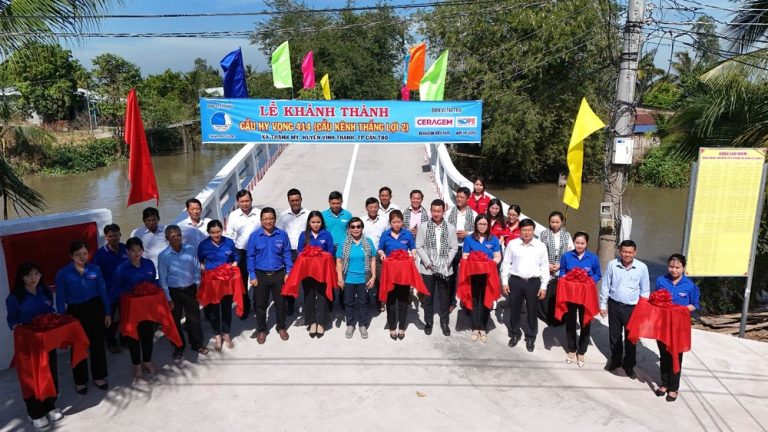 Inauguration of Ceragem 03 Hope Bridge in Vinh Thanh, Can Tho