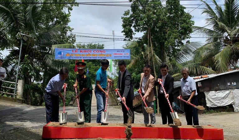 Báo VnExpress – Khởi công 5 cầu Hy Vọng ở miền Tây